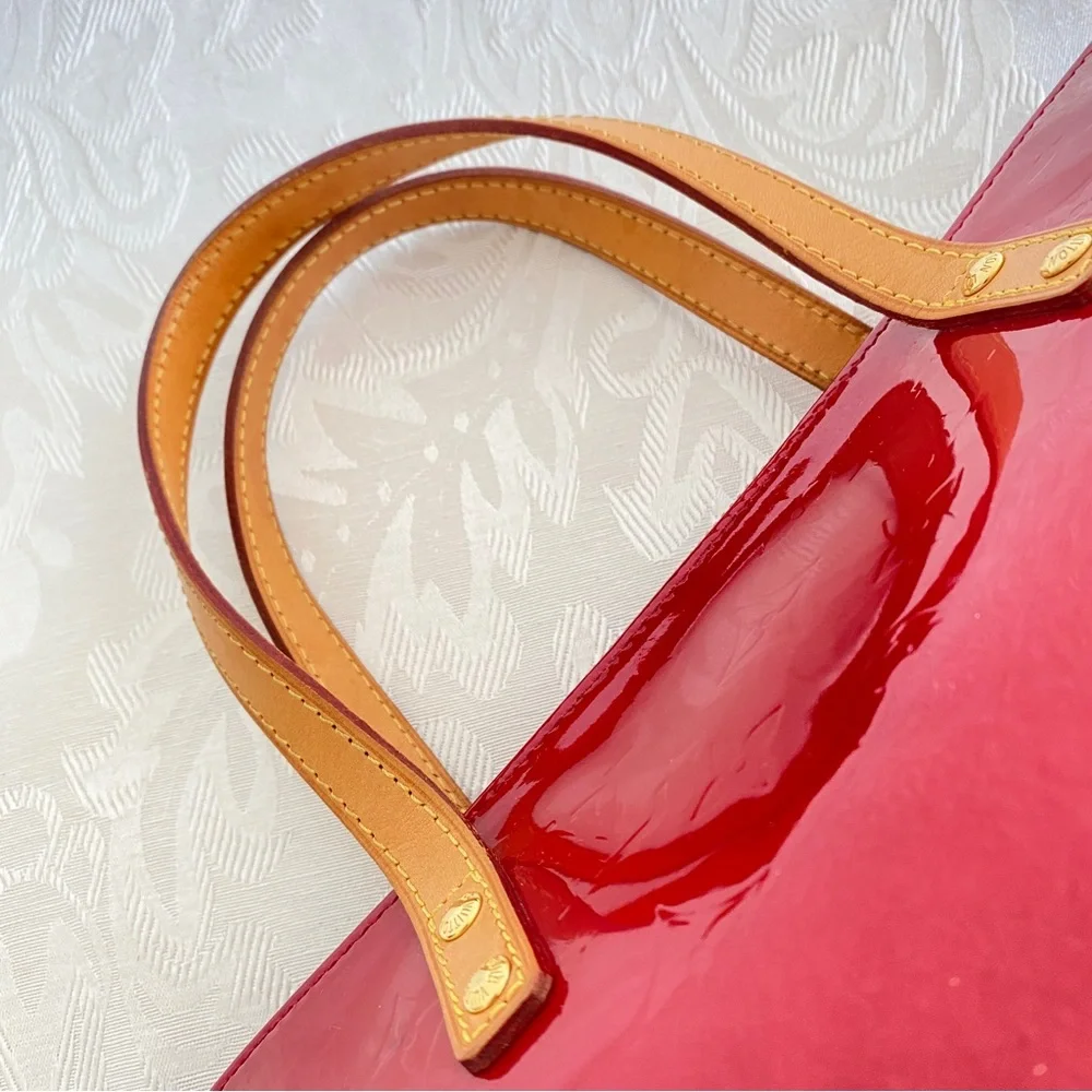 Louis Vuitton Vernis Bellevue PM bag